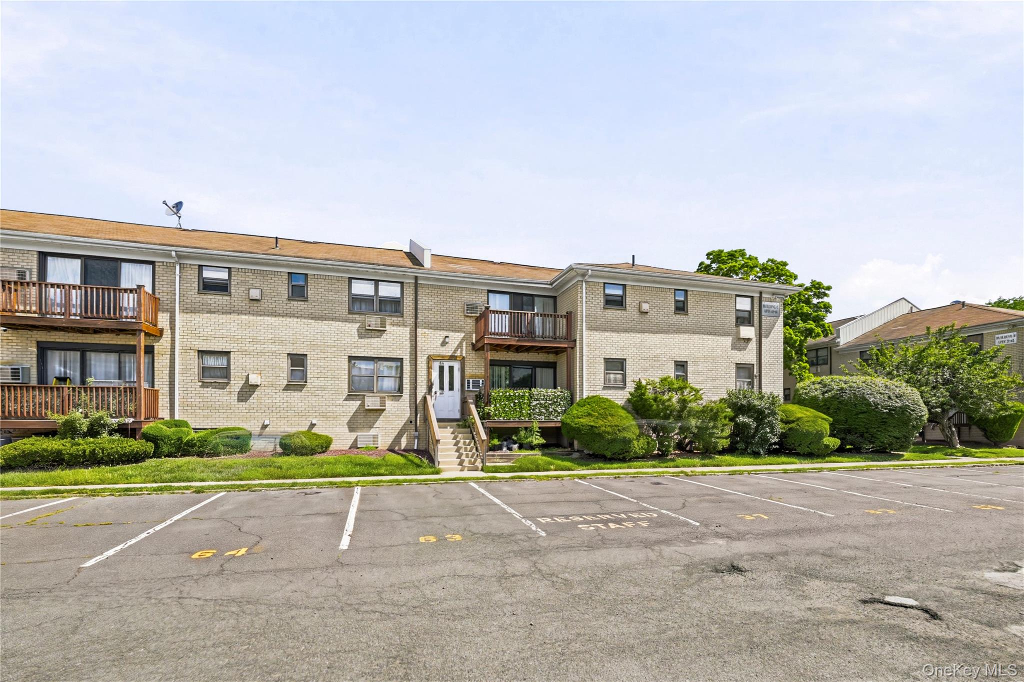 64 W. Sneden Place, Unit 64