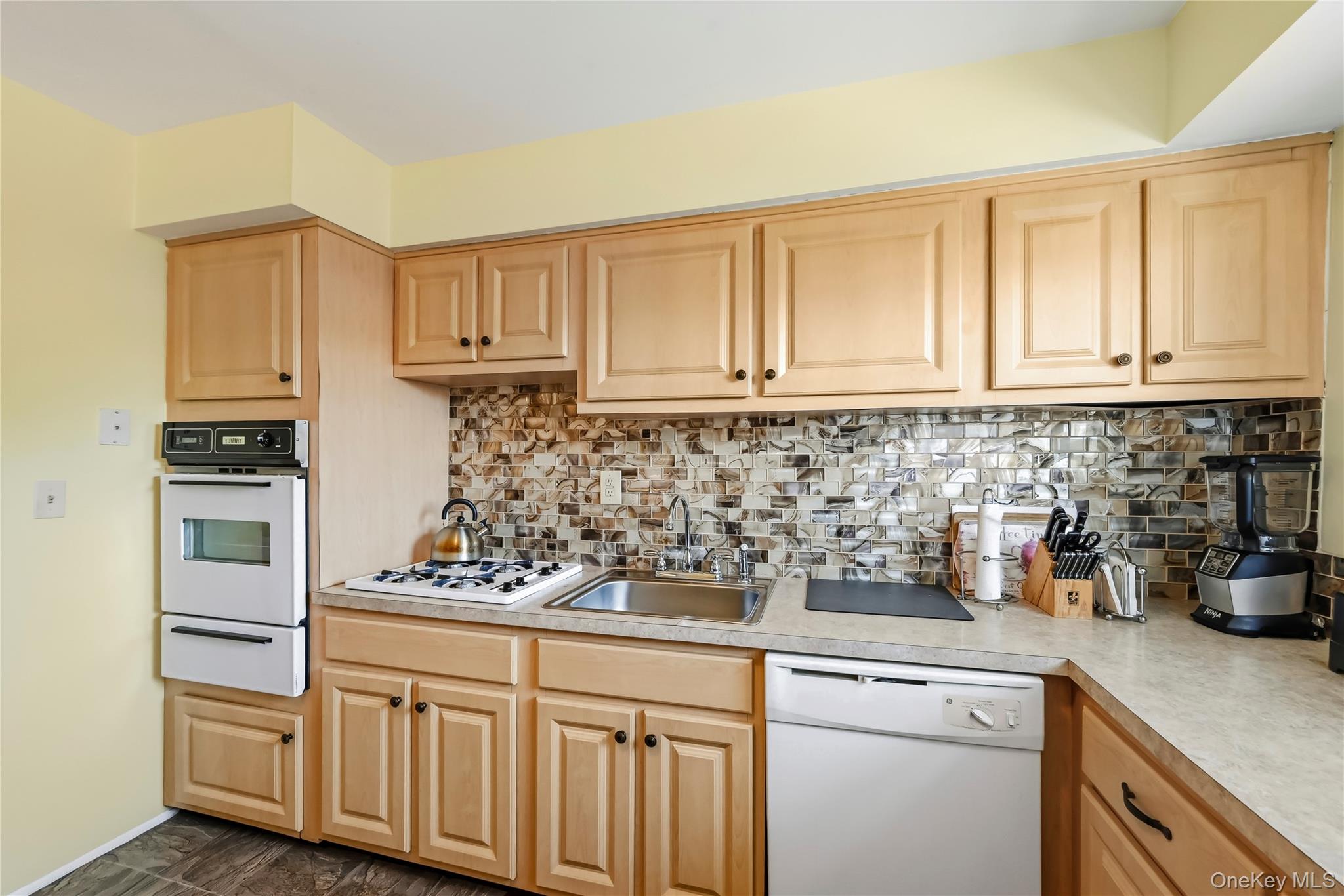 64 W. Sneden Place, Unit 64 photo 14