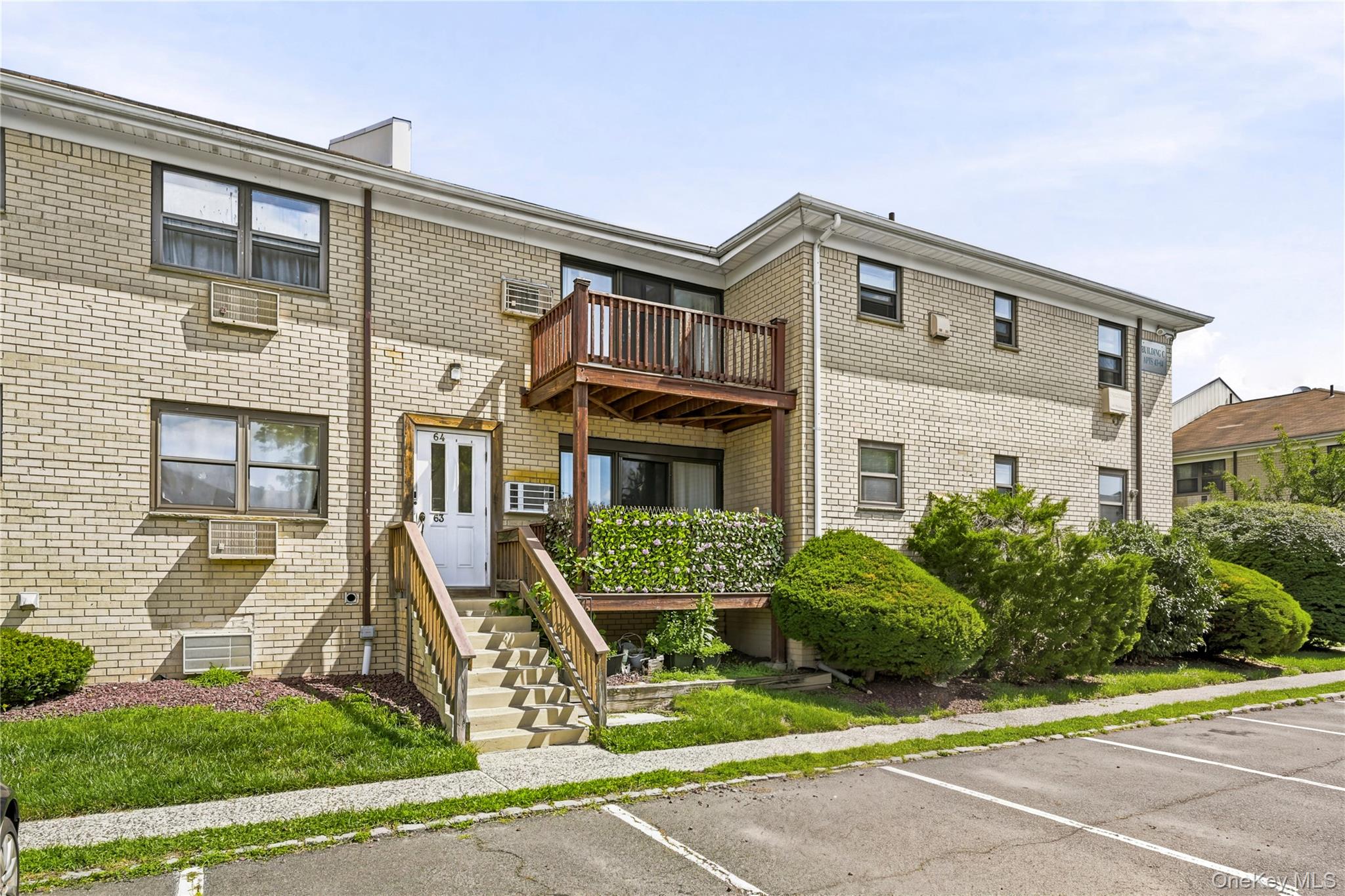 64 W. Sneden Place, Unit 64 photo 4