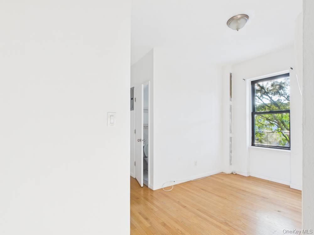 21-37 33rd Street, Unit 3D photo 3
