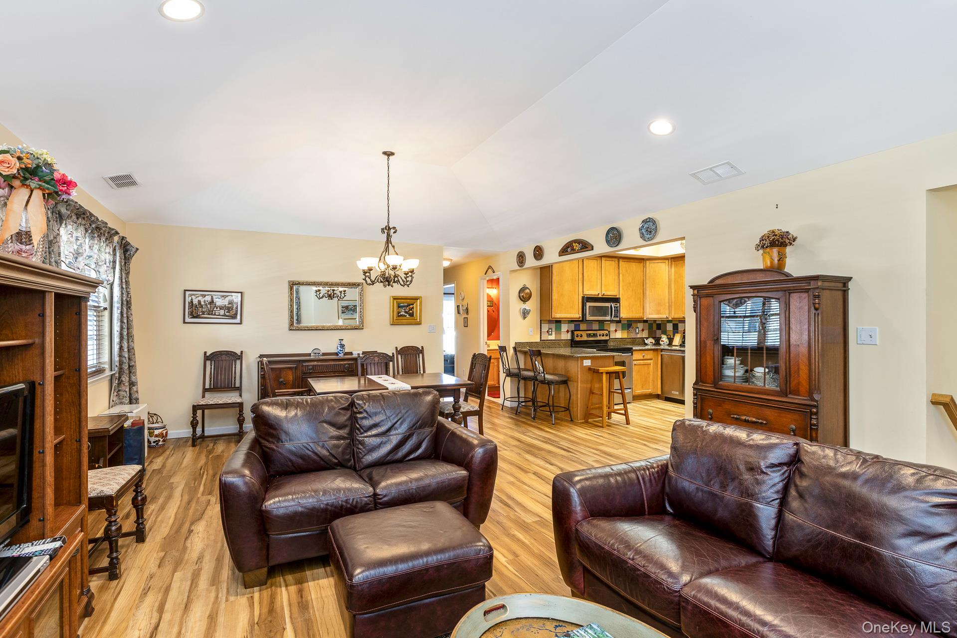 1204 Aerie Way, Unit 1204 photo 4