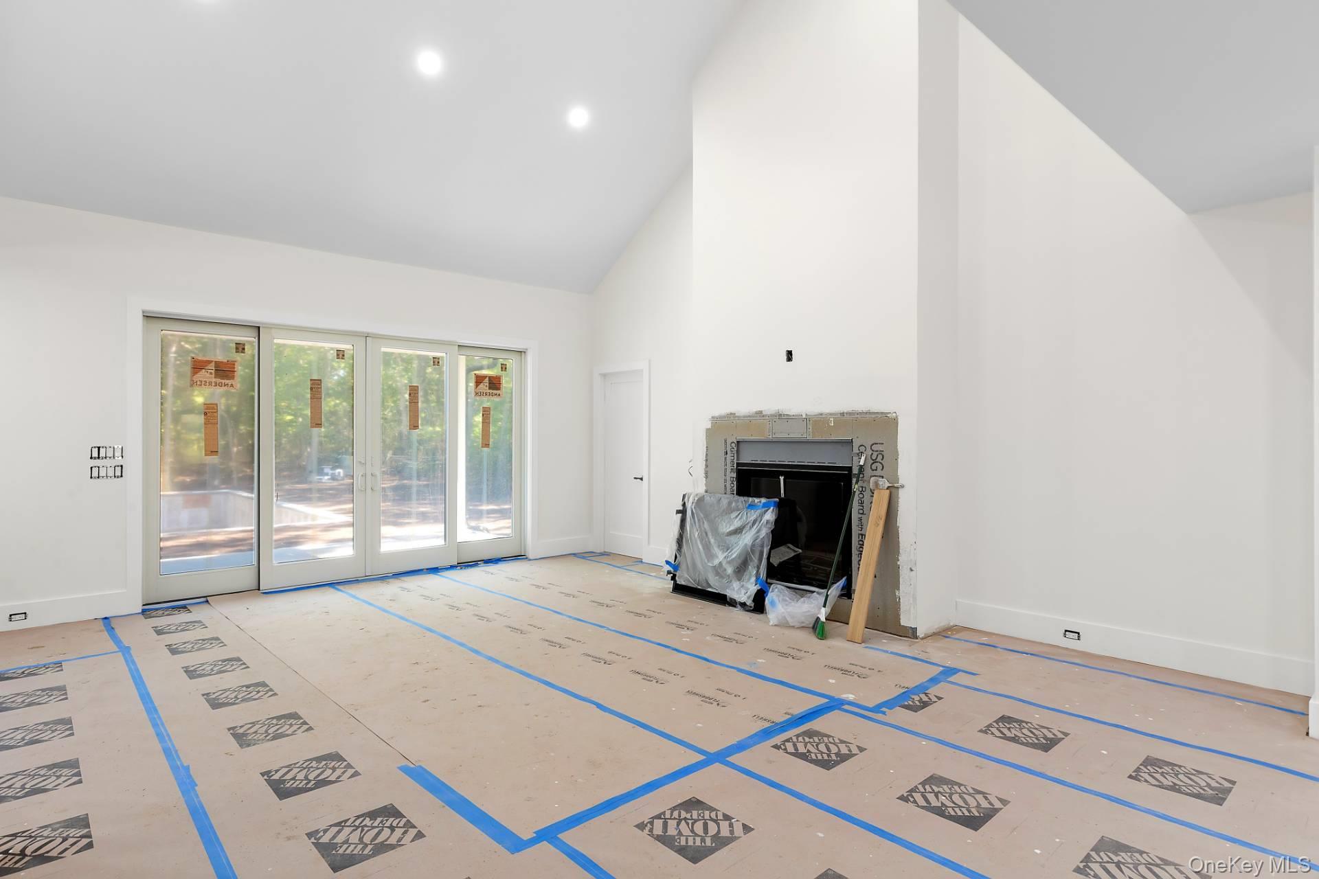 38 N Bay Avenue – For Sale photo 4