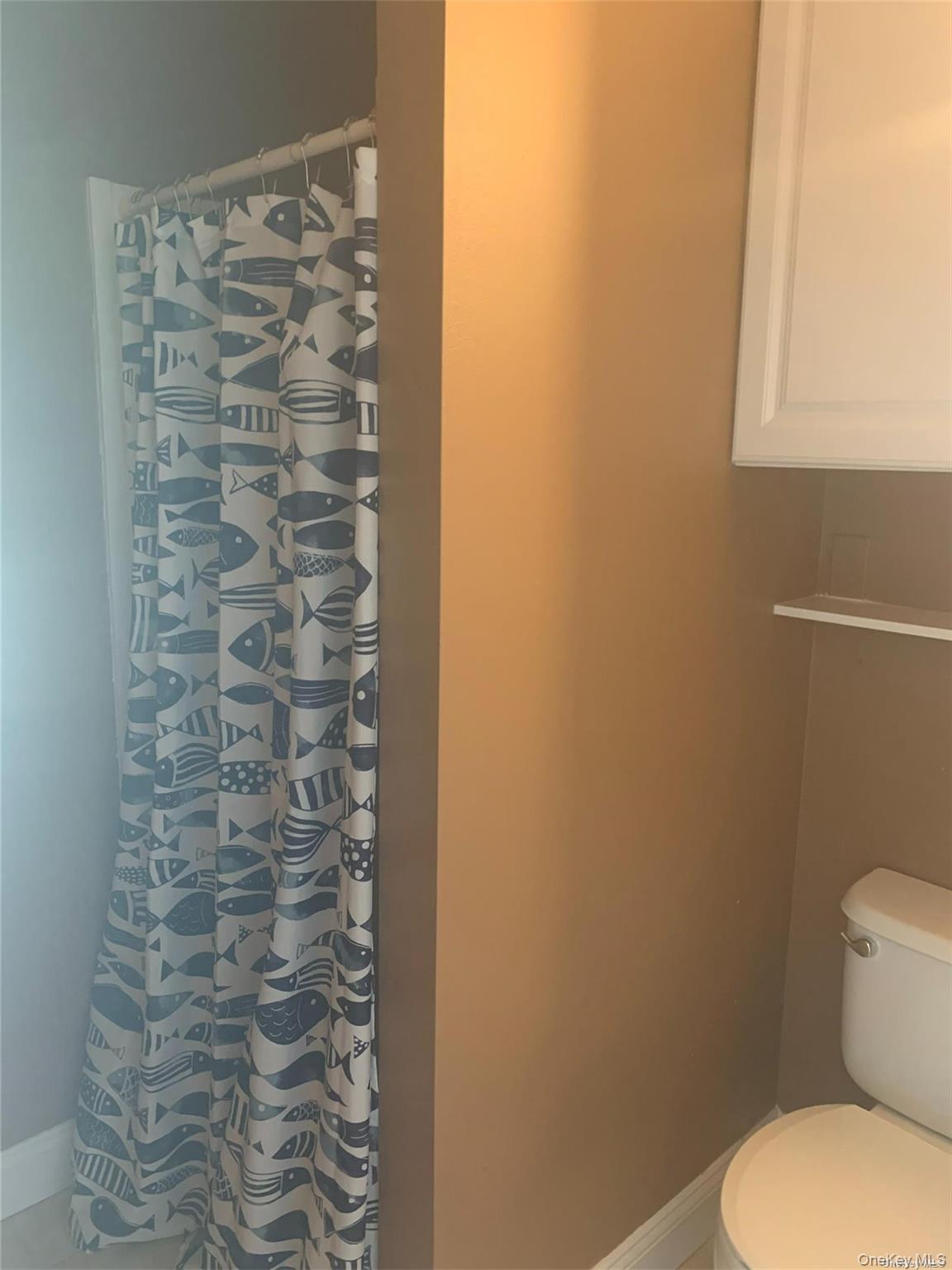 37 W Shore Road – For Rent photo 6