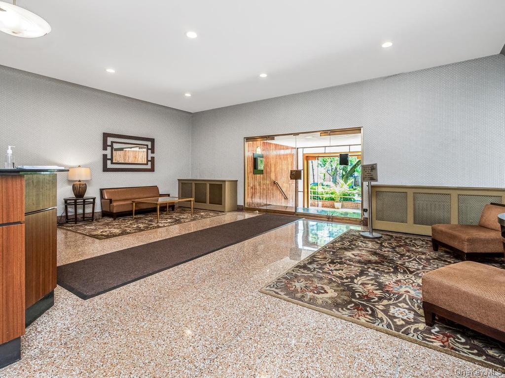 5601 Riverdale Avenue, Unit 3R photo 11