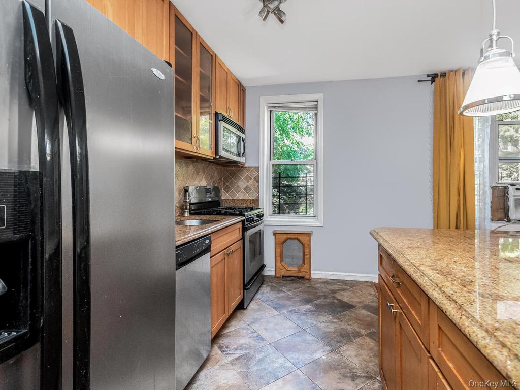 5601 Riverdale Avenue, Unit 3R photo 5
