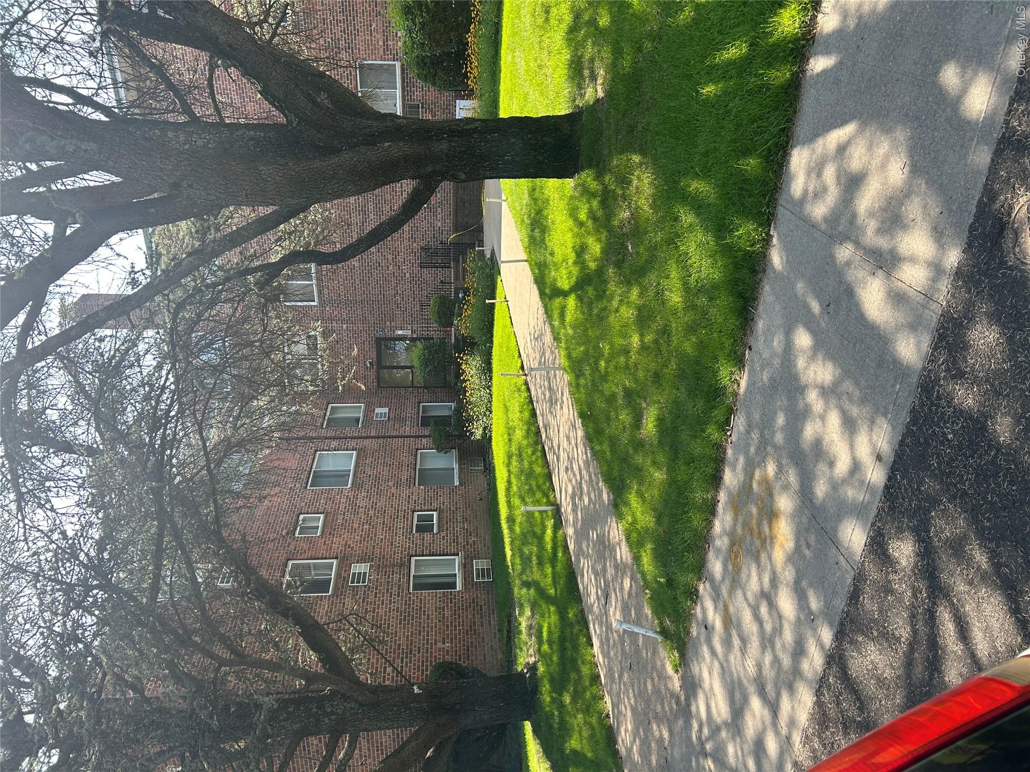 50-52 Gibson Boulevard, Unit B7