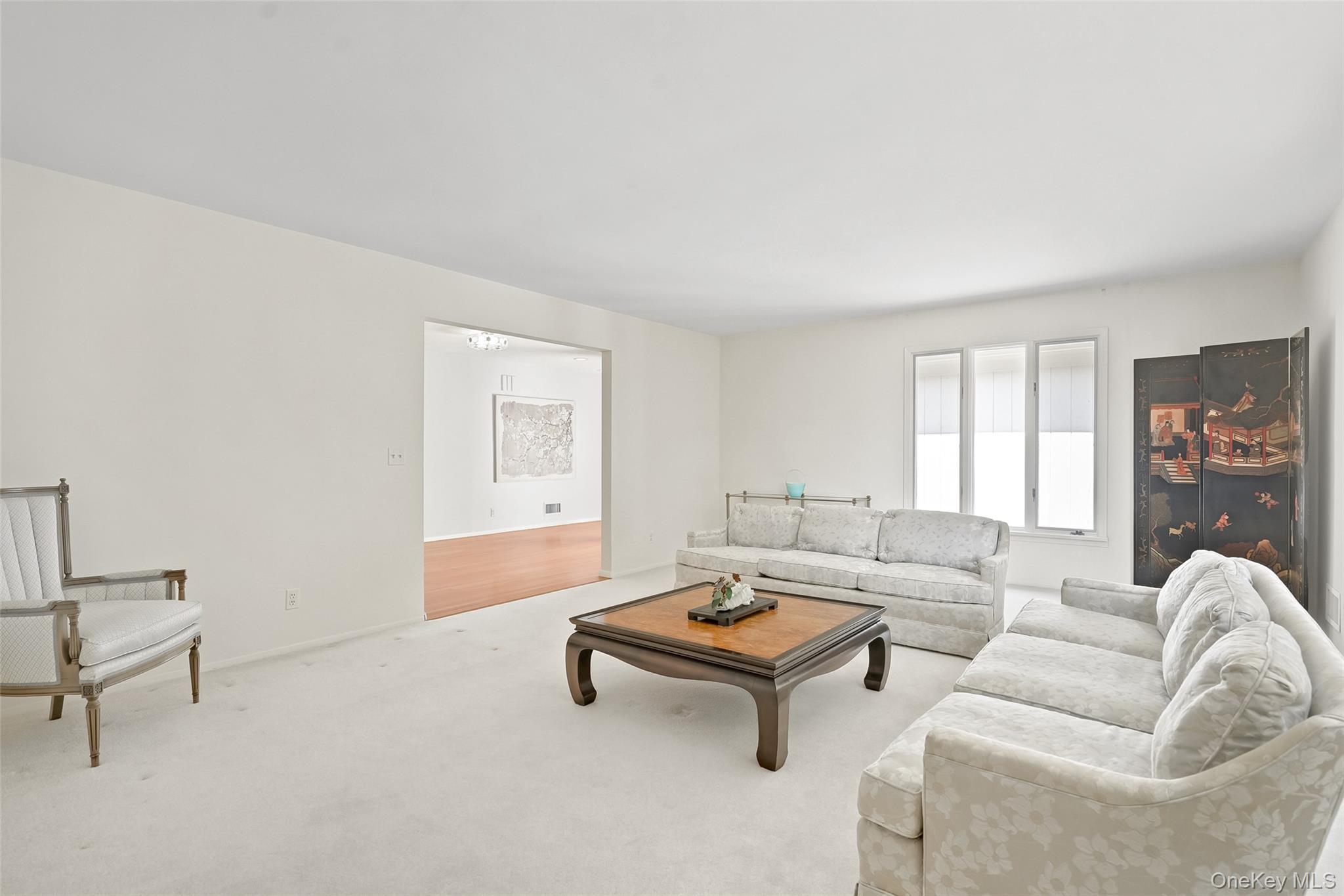 8 Palma Drive – For Sale photo 6