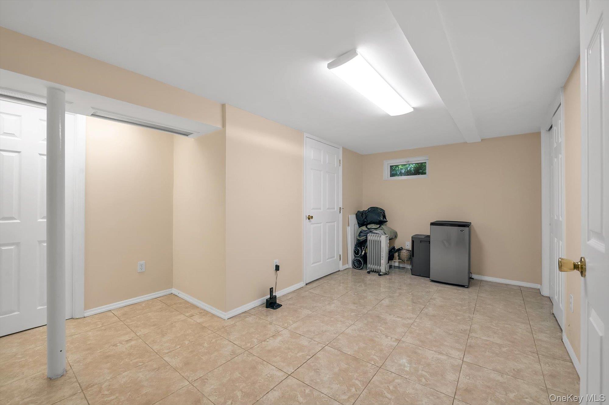 276 85th Avenue – For Sale photo 13