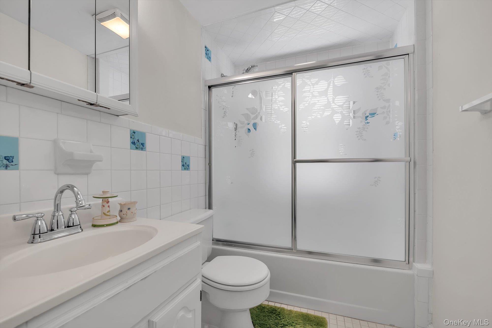 276 85th Avenue – For Sale photo 14