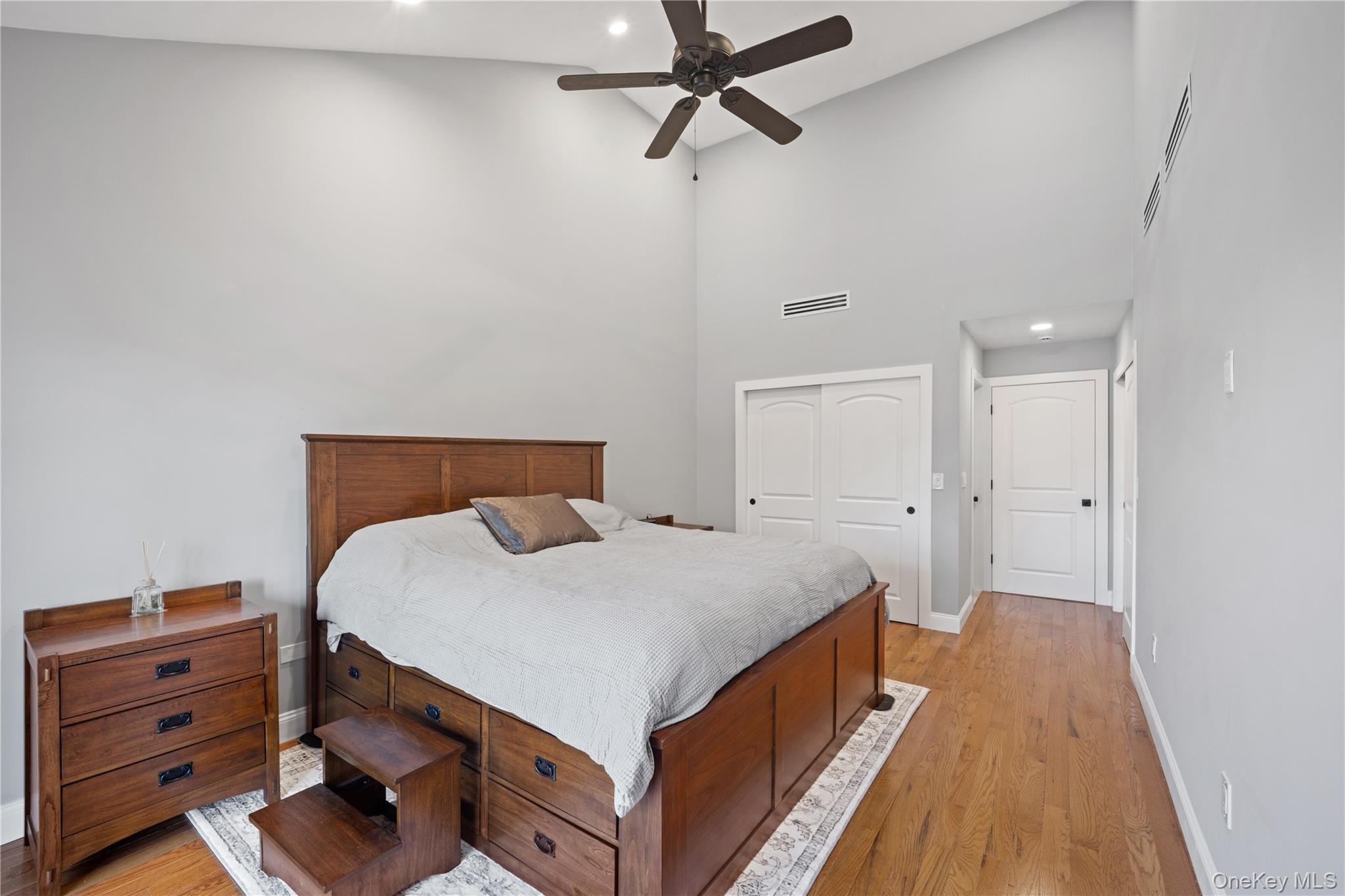 180 Davis Avenue, Unit 12A photo 16