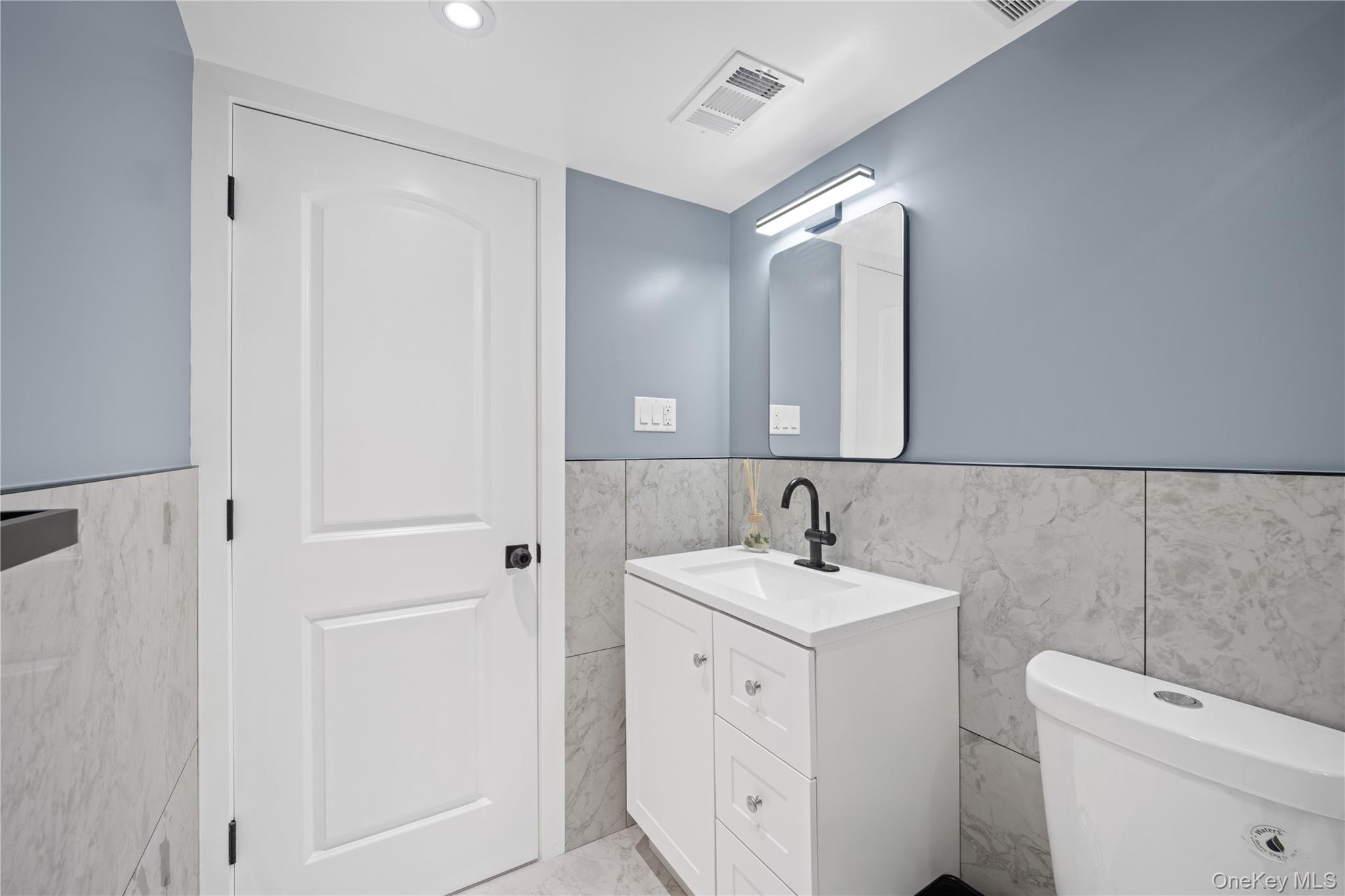 180 Davis Avenue, Unit 12A photo 20
