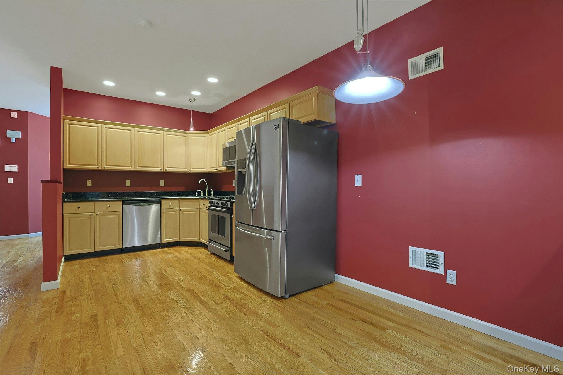 60 Alexander Court – For Sale photo 13