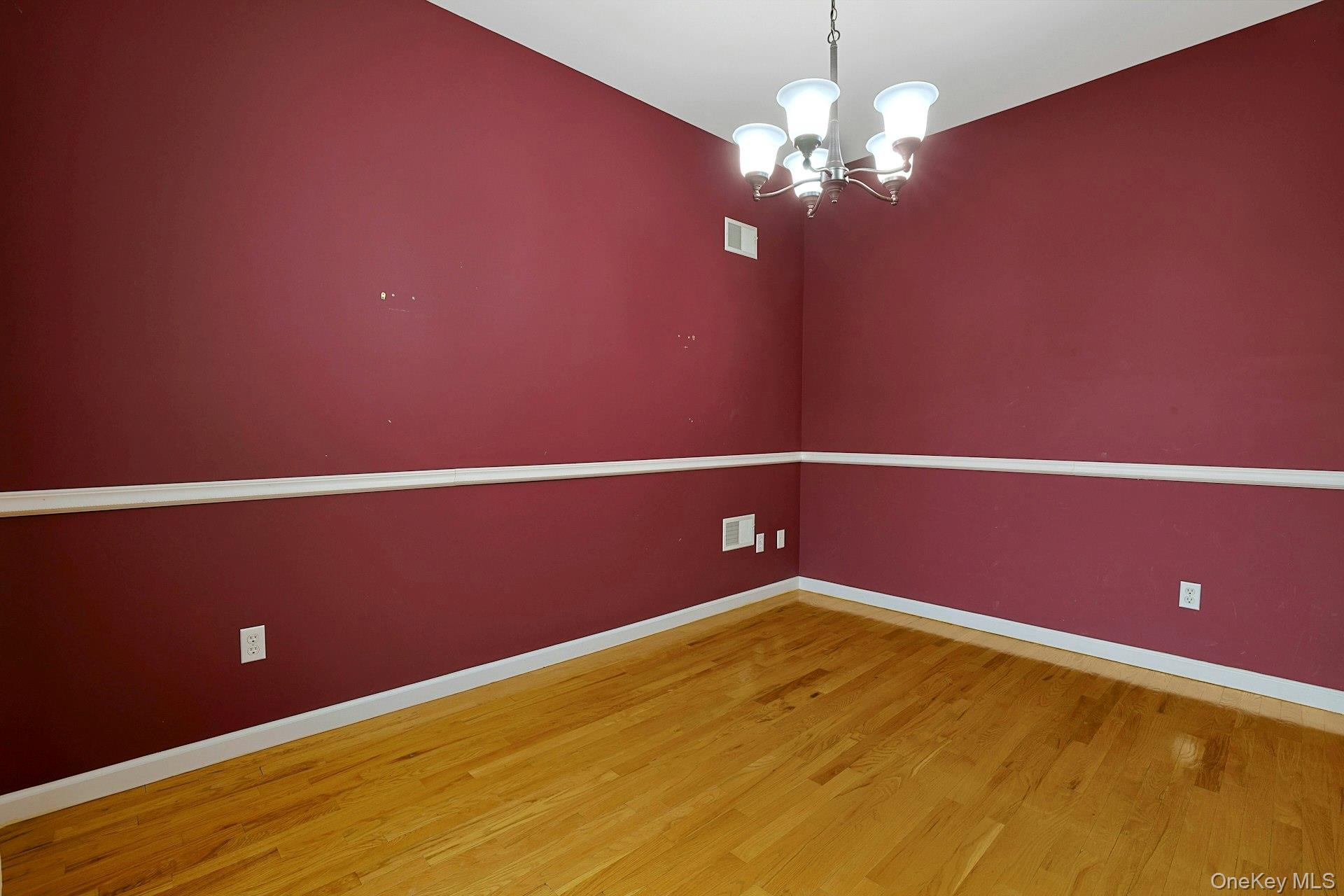 60 Alexander Court – For Sale photo 6