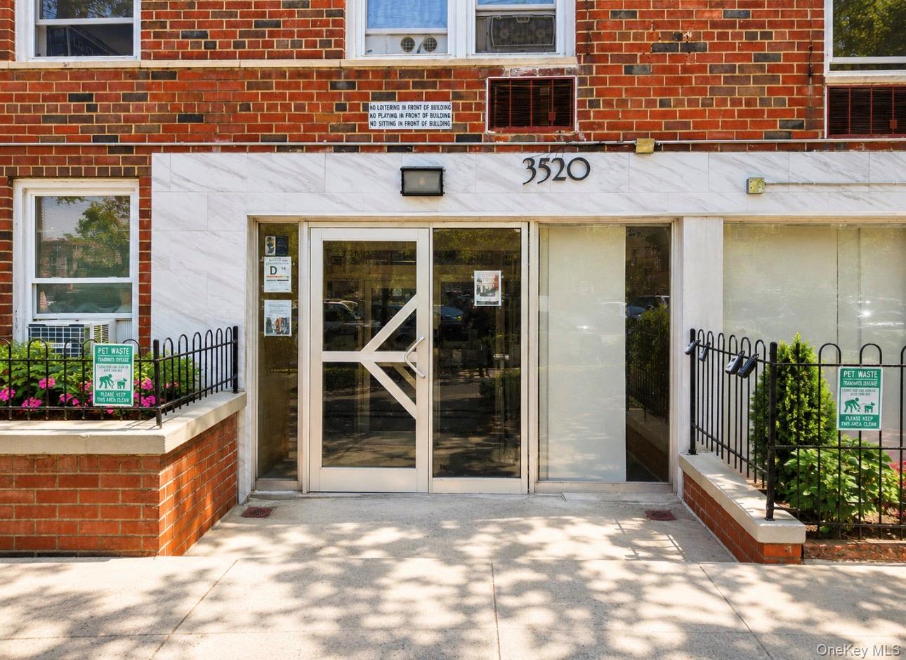 3520 Tryon Avenue, Unit 208