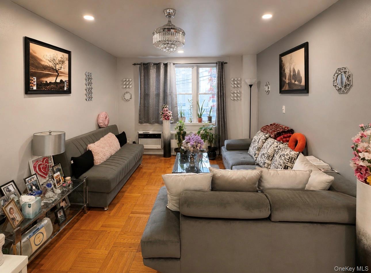 3520 Tryon Avenue, Unit 208 photo 9
