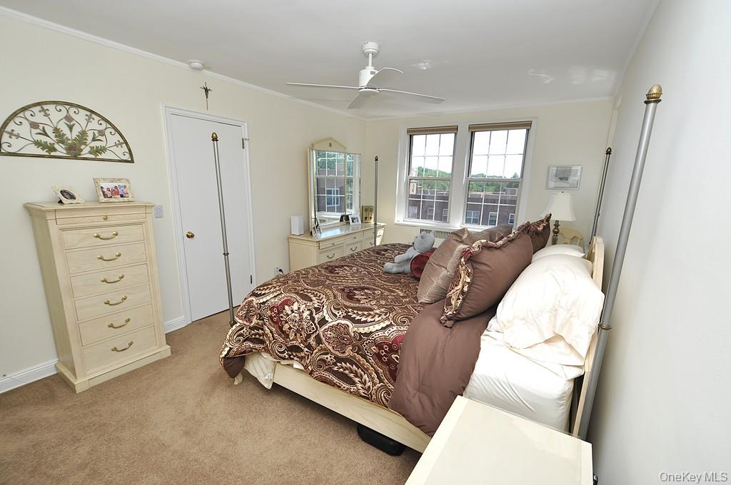253 Garth Road, Unit 6F photo 19