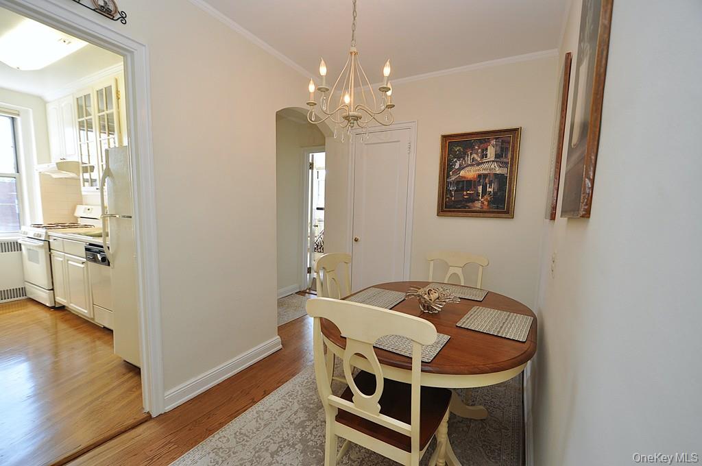 253 Garth Road, Unit 6F photo 16