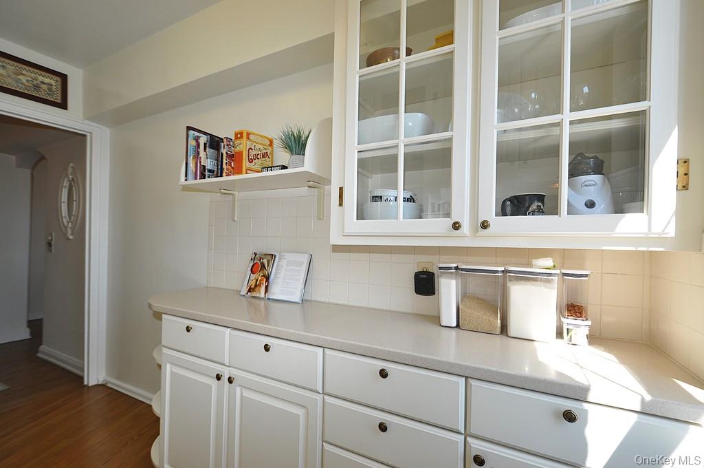 253 Garth Road, Unit 6F photo 11