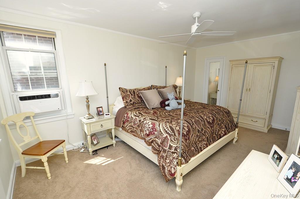 253 Garth Road, Unit 6F photo 21