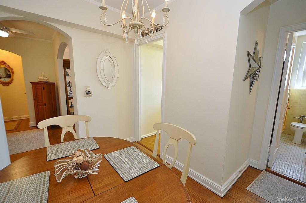 253 Garth Road, Unit 6F photo 17