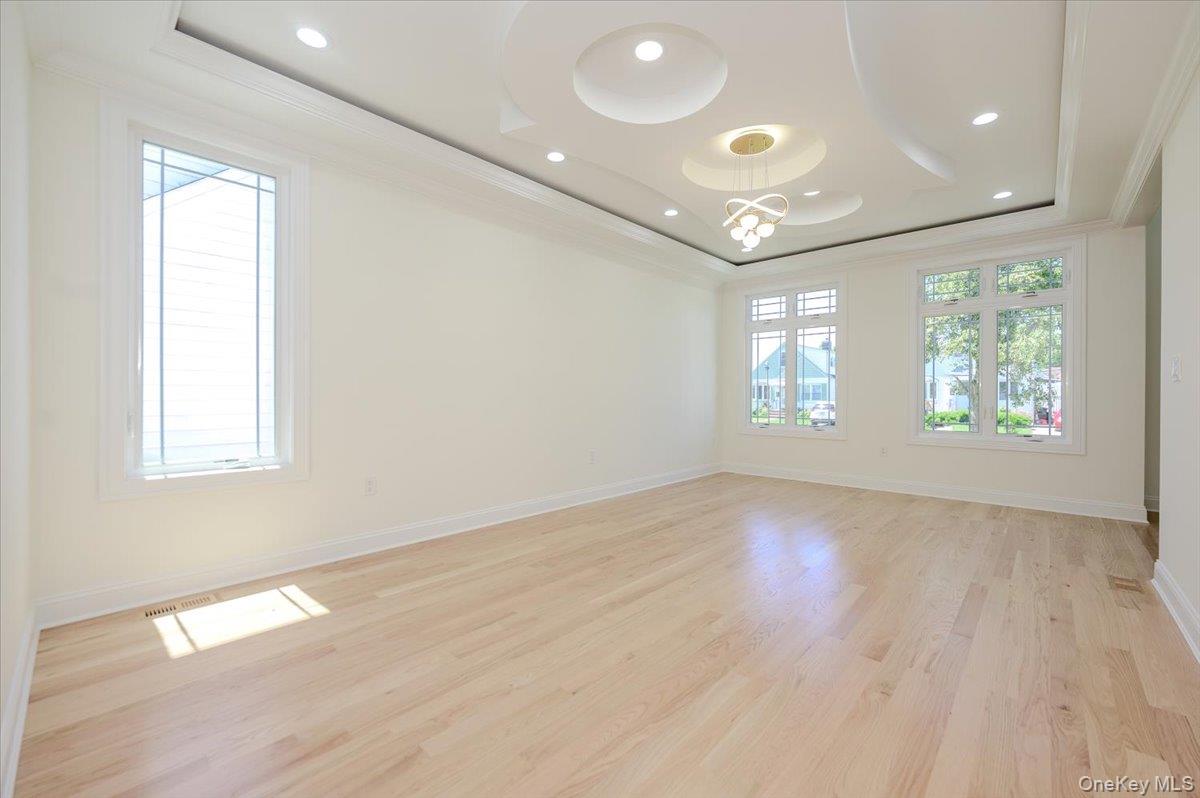 64 Landau Avenue – For Sale photo 5