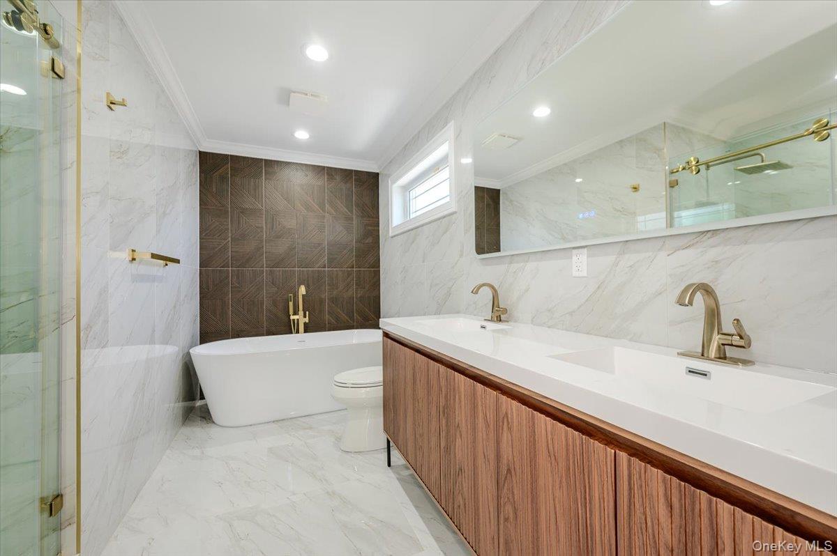 64 Landau Avenue – For Sale photo 18