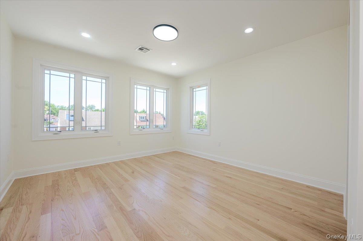 64 Landau Avenue – For Sale photo 25