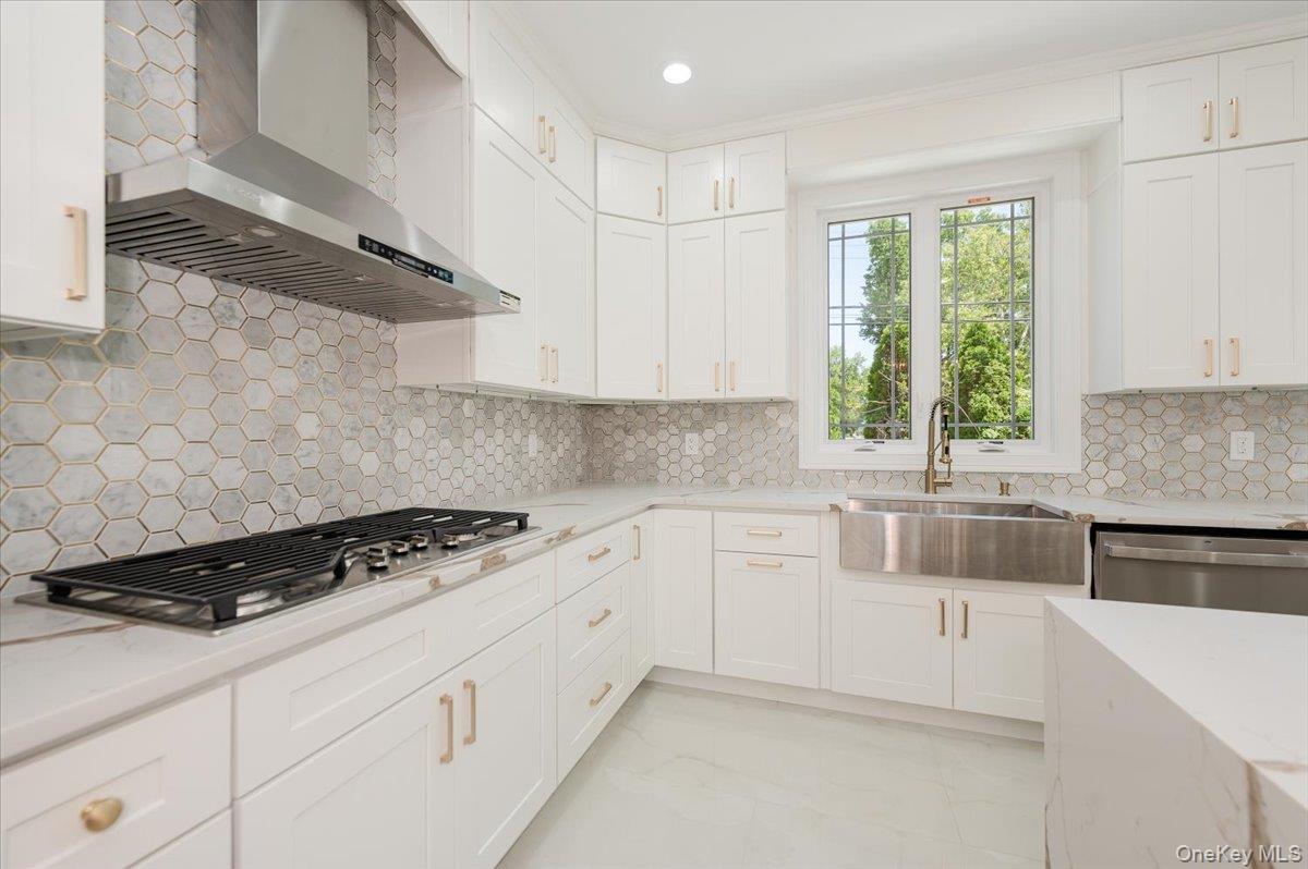 64 Landau Avenue – For Sale photo 14