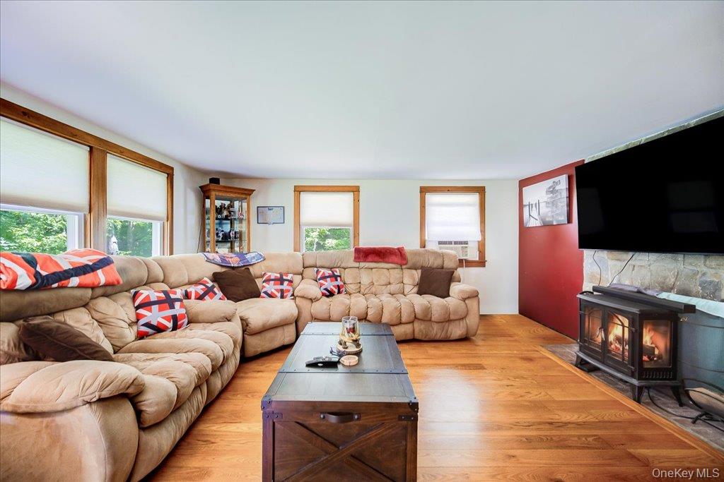 10-12 Woodlea Road – For Sale photo 8