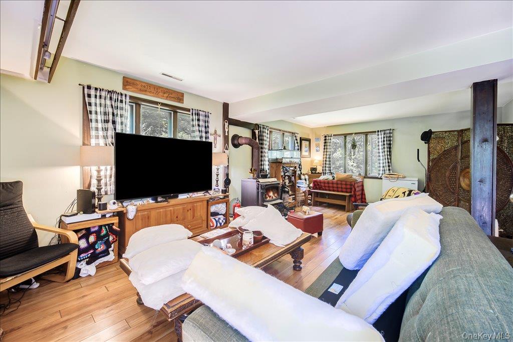 10-12 Woodlea Road – For Sale photo 37
