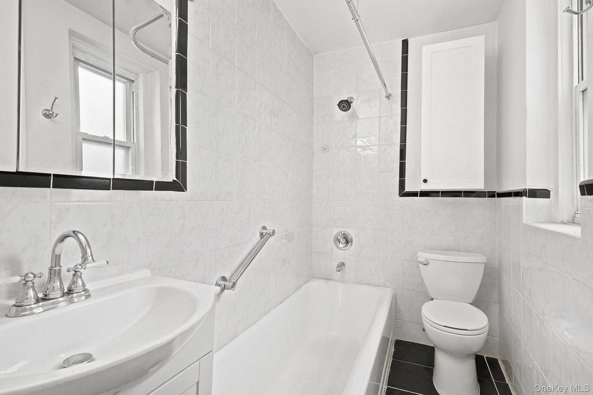 2160 Bronx Park East, Unit 6J photo 20