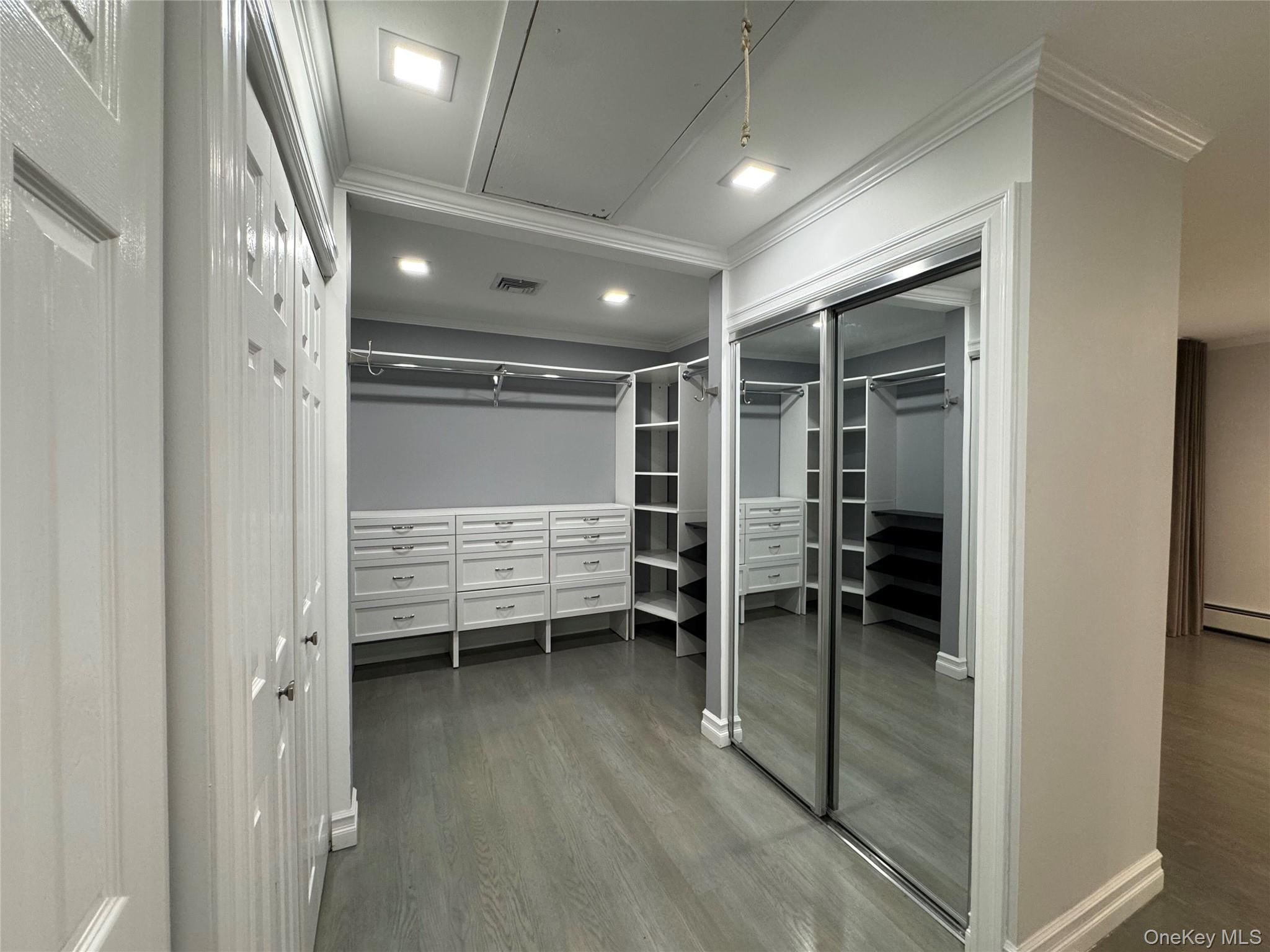 285 S Broadway, Unit D photo 12