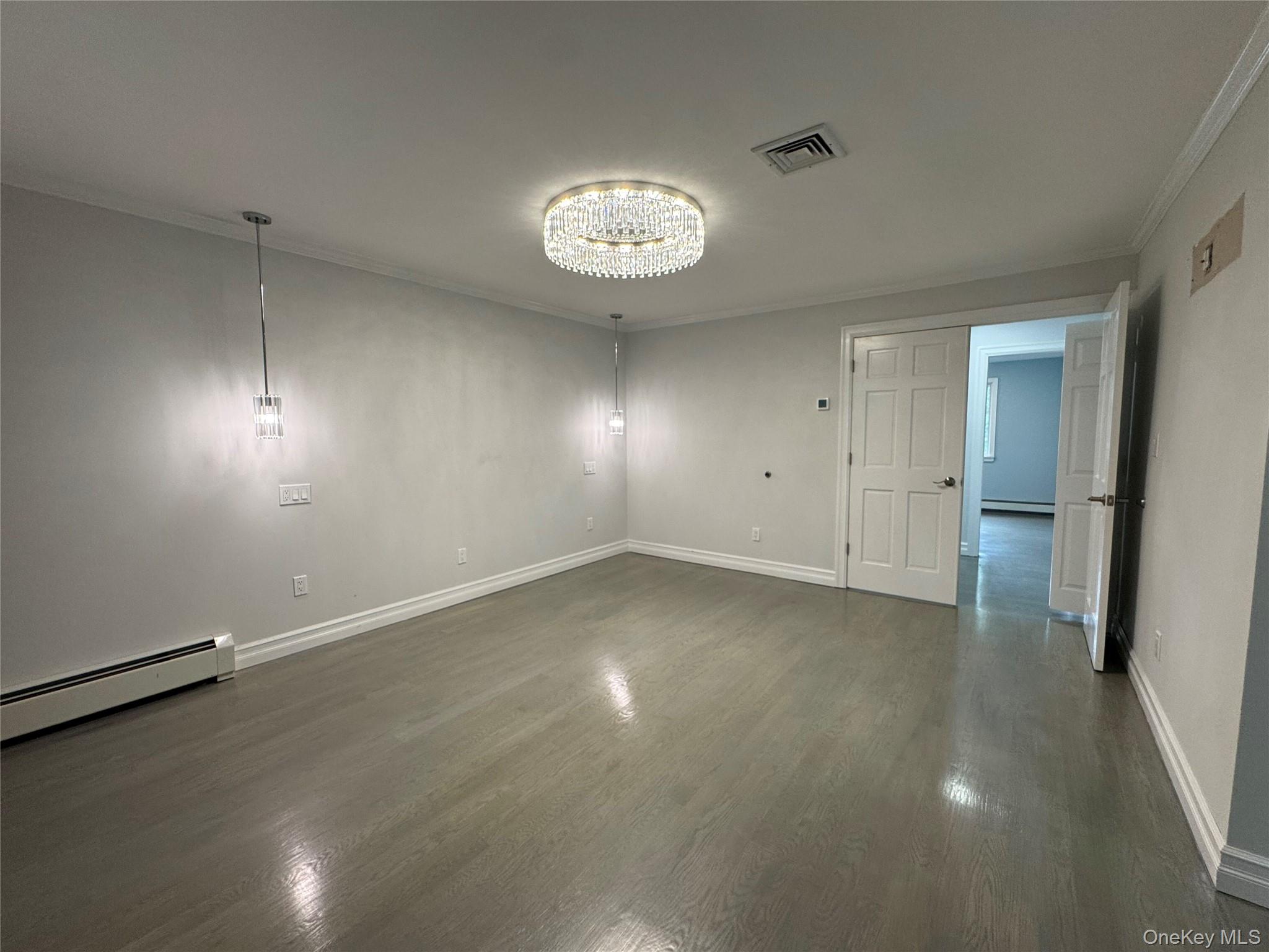 285 S Broadway, Unit D photo 16