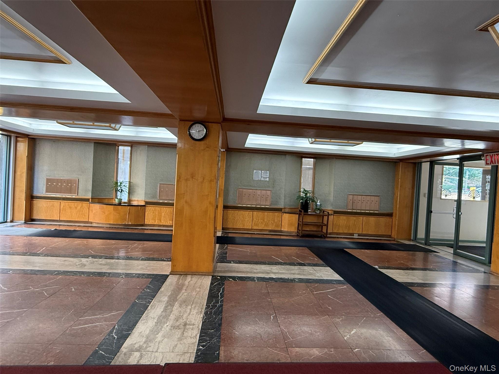 4231 Colden Street, Unit F7A photo 4