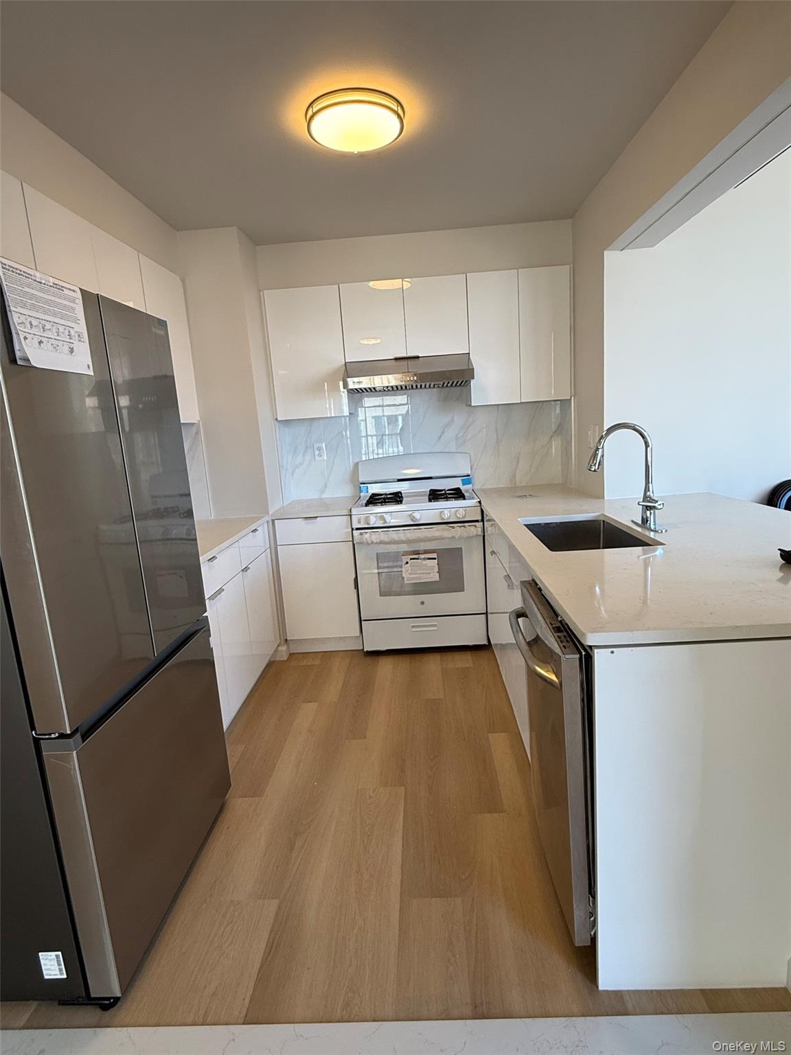 4231 Colden Street, Unit F7A photo 10