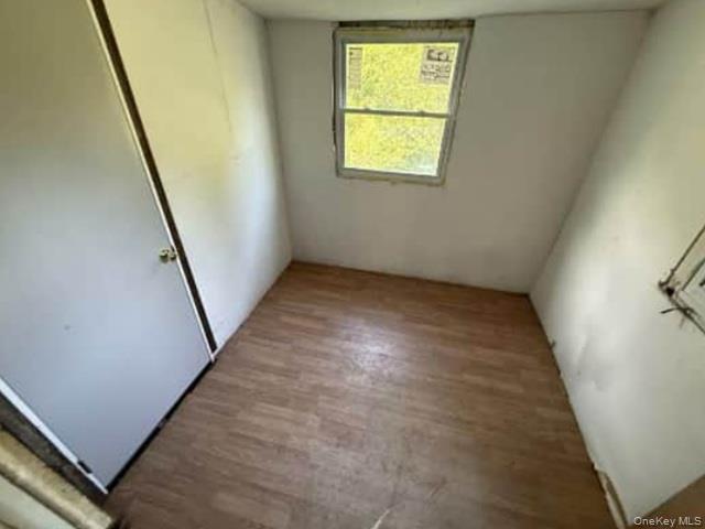 23 Travis Ave – For Sale photo 6
