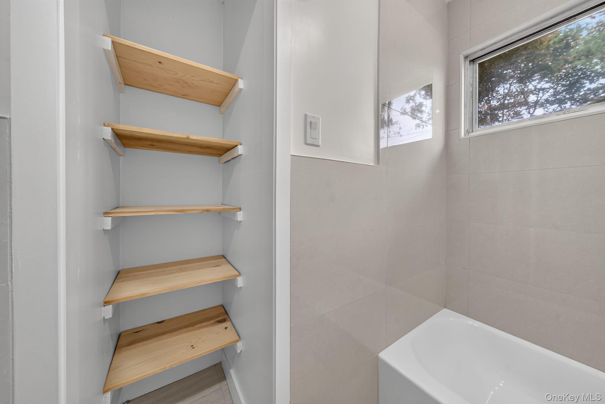 2602 Knickerbocker Avenue – For Sale photo 14