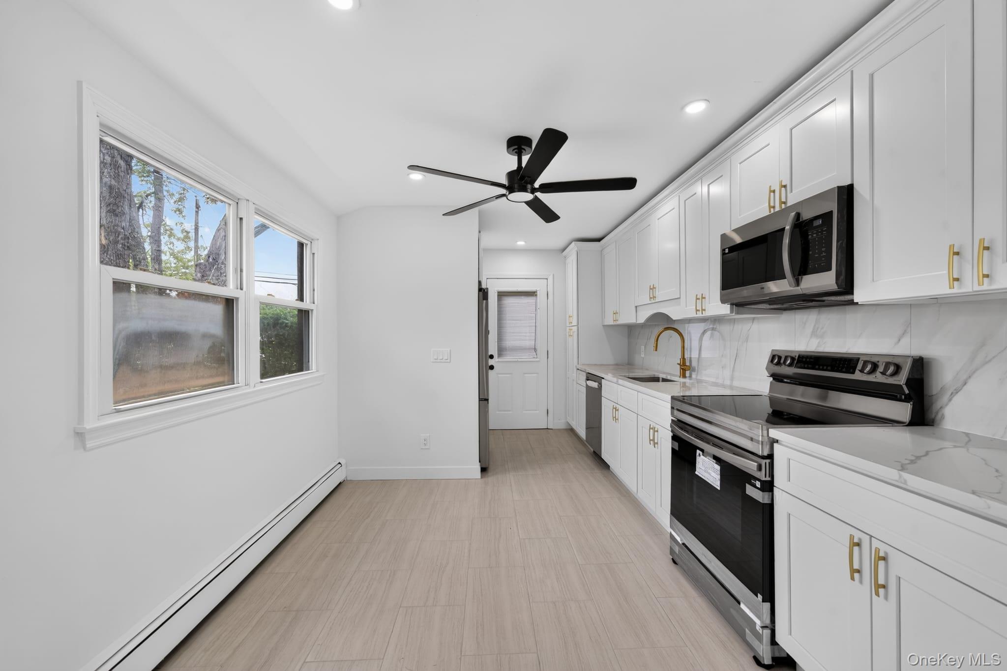 2602 Knickerbocker Avenue – For Sale photo 6