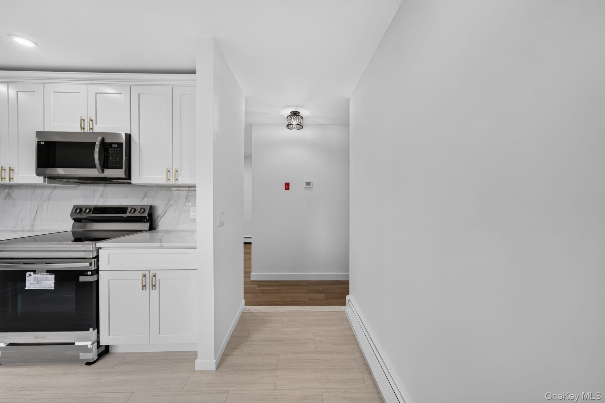 2602 Knickerbocker Avenue – For Sale photo 9