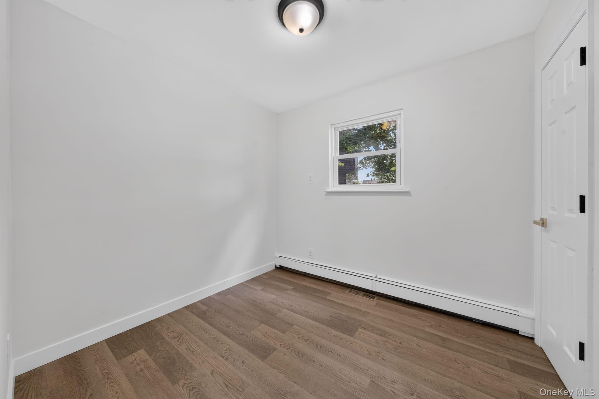2602 Knickerbocker Avenue – For Sale photo 15