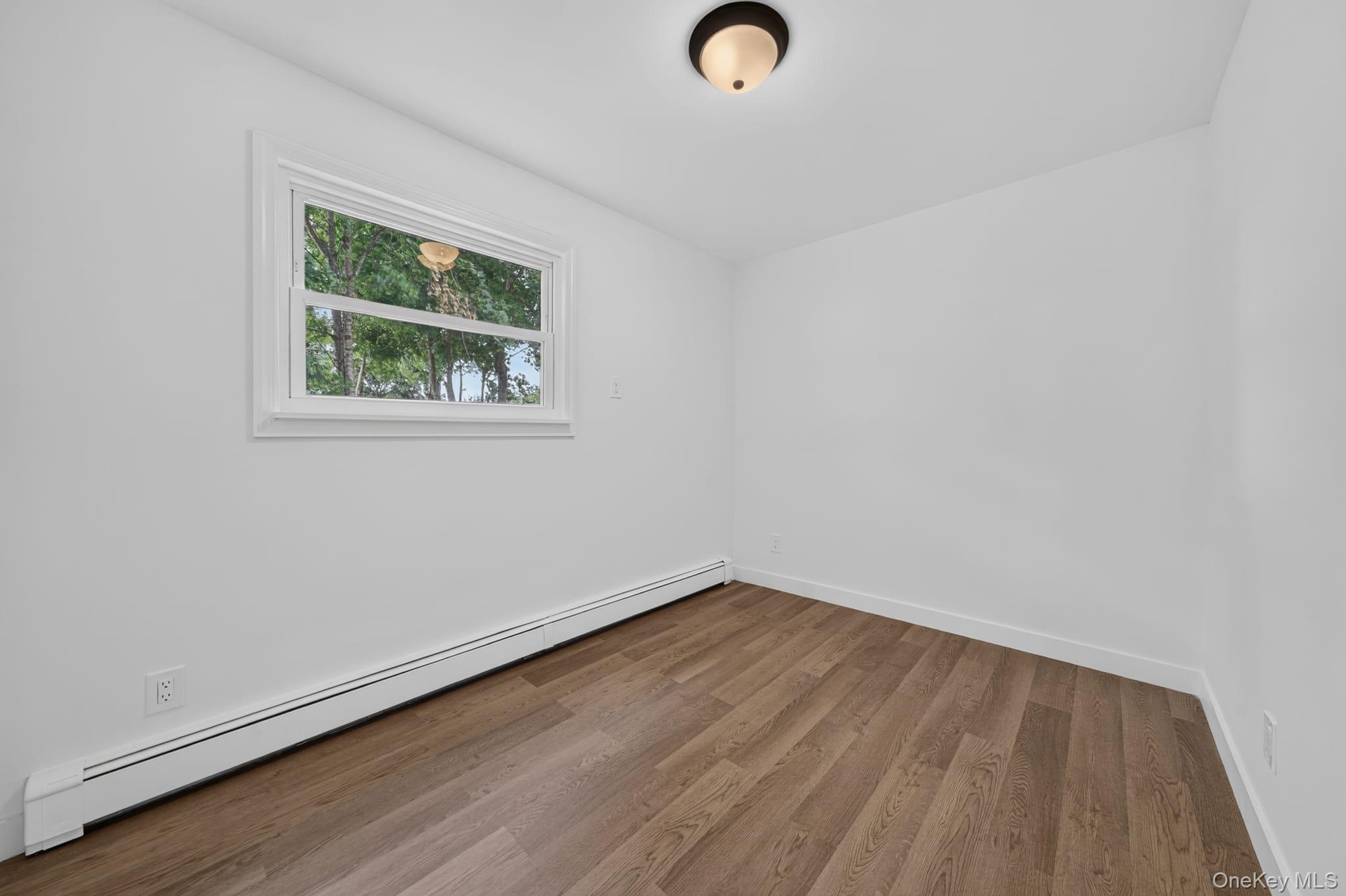 2602 Knickerbocker Avenue – For Sale photo 22