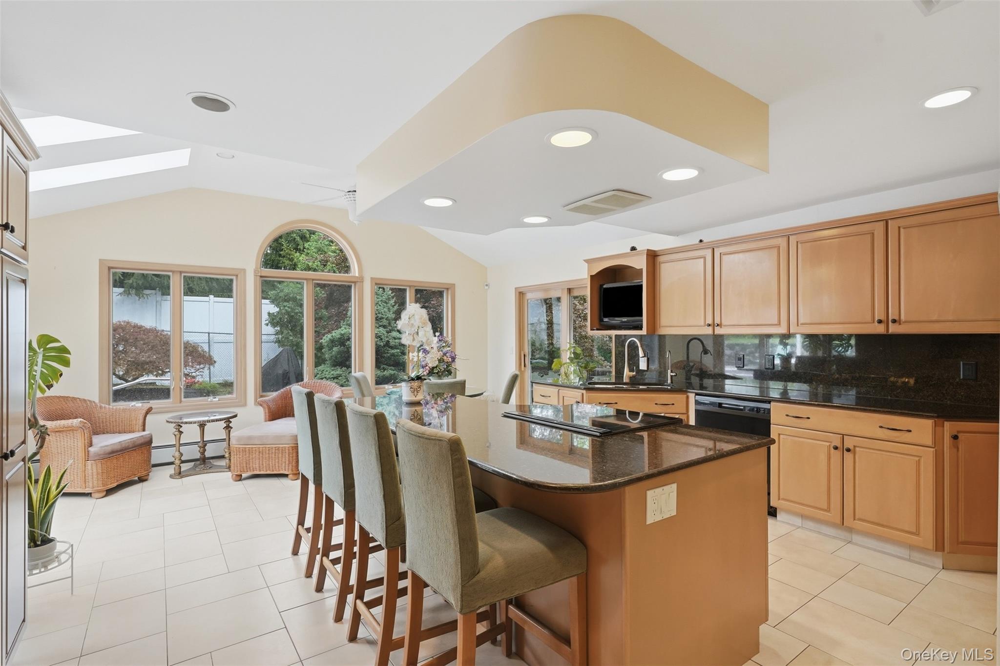 8 Boulder Road – For Sale photo 4
