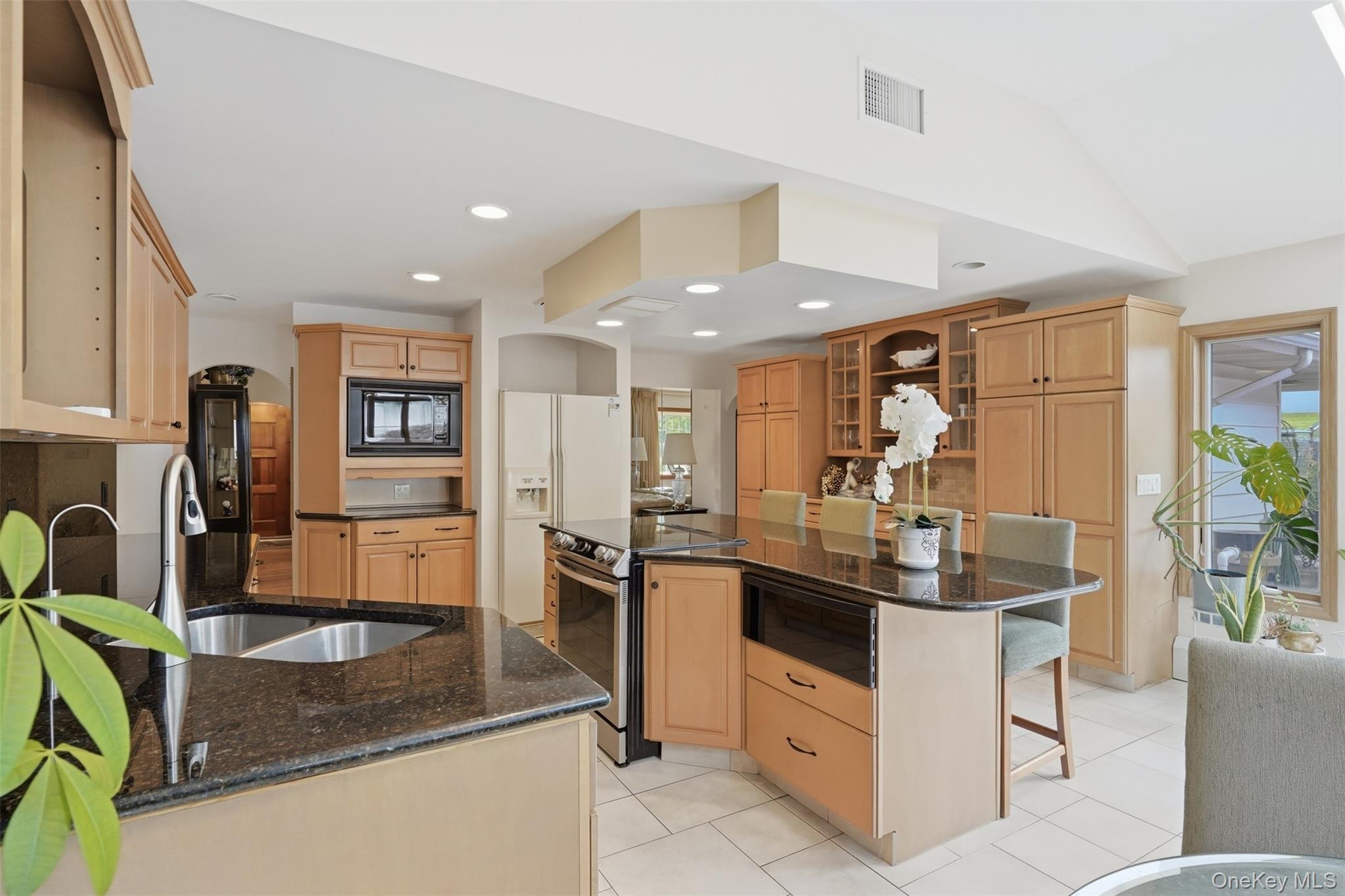 8 Boulder Road – For Sale photo 6