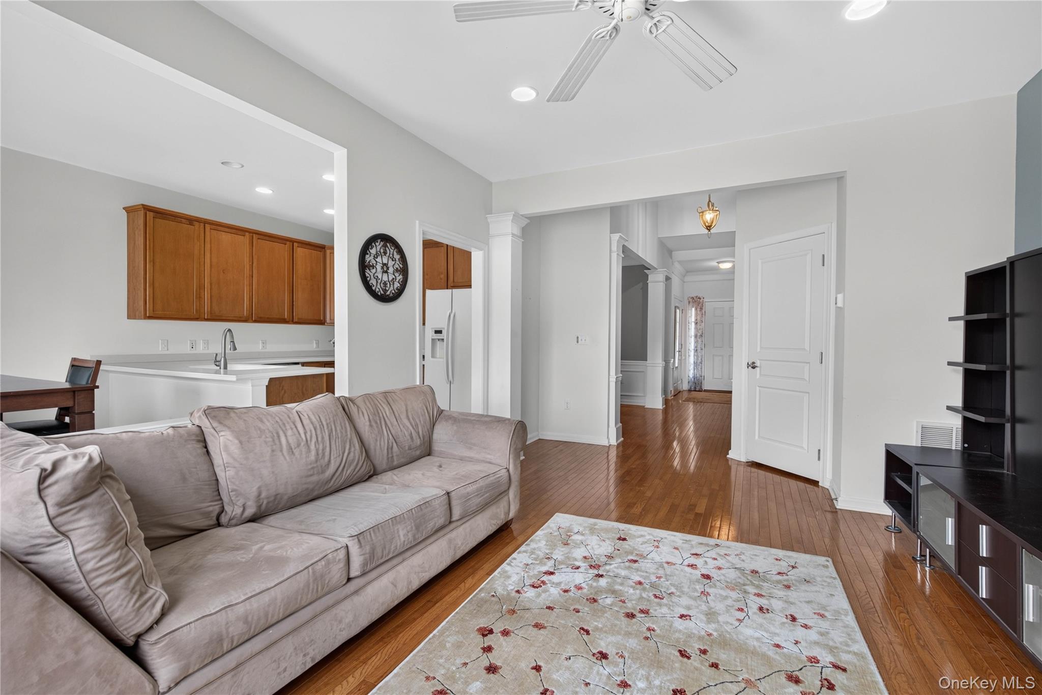 30 Banbury Way, Unit 1204 photo 14
