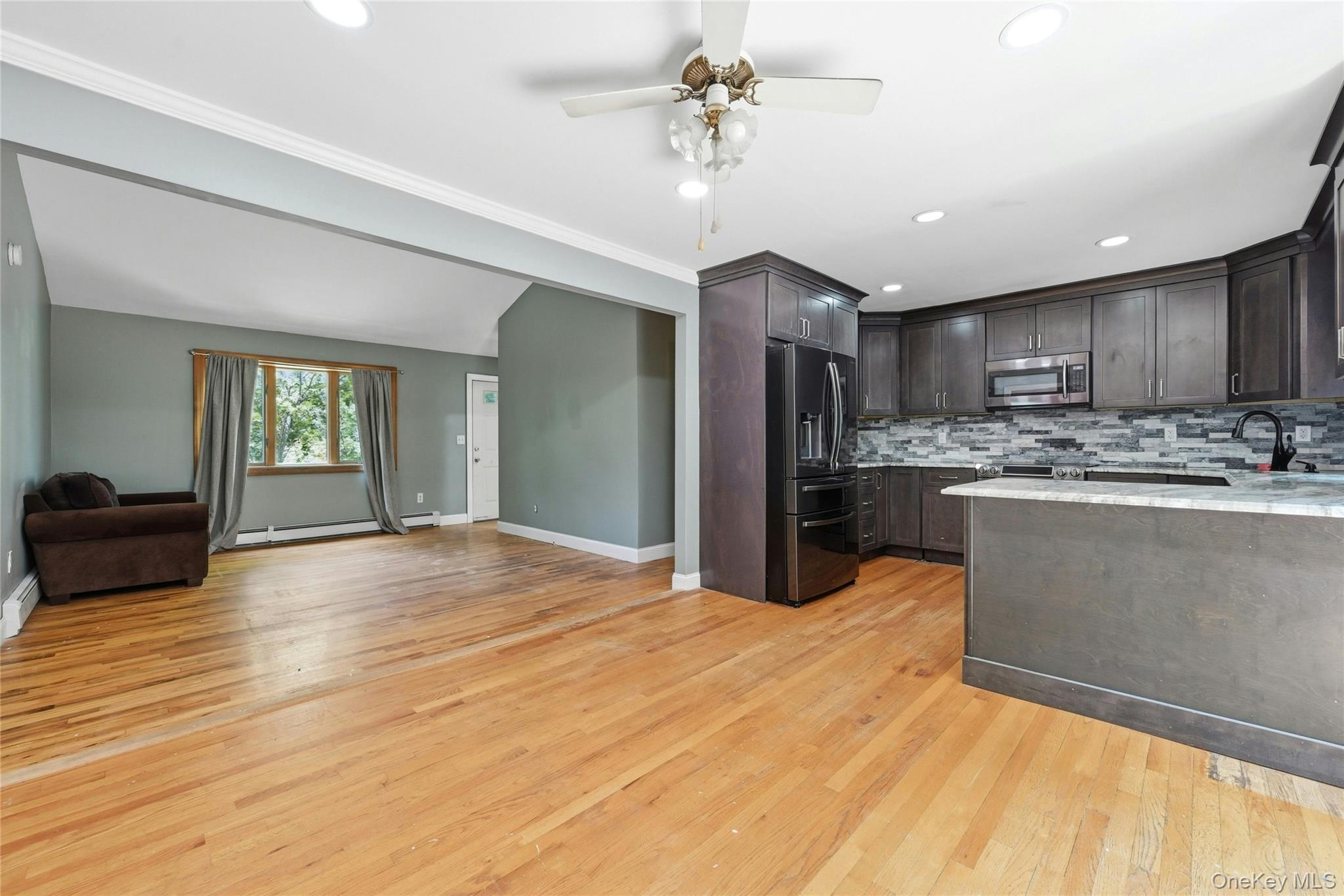 28 Twilight Road – For Sale photo 2