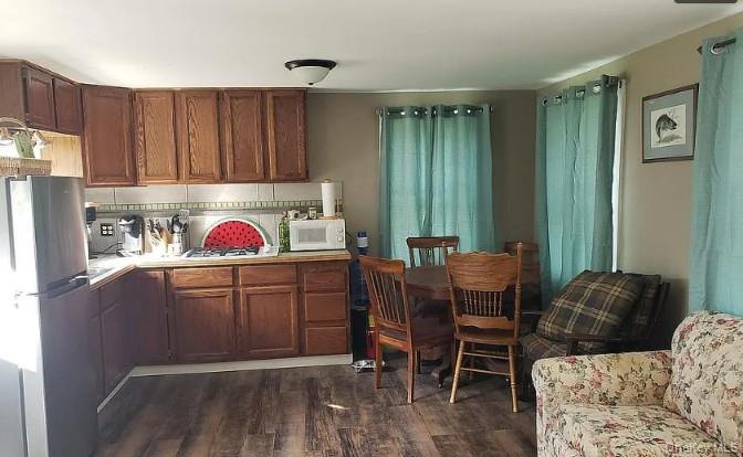 9548 HICKORY SYLPK Row – For Sale photo 5