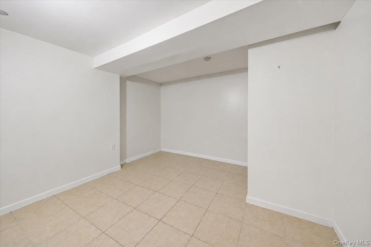 918 Summit Avenue – For Sale photo 9