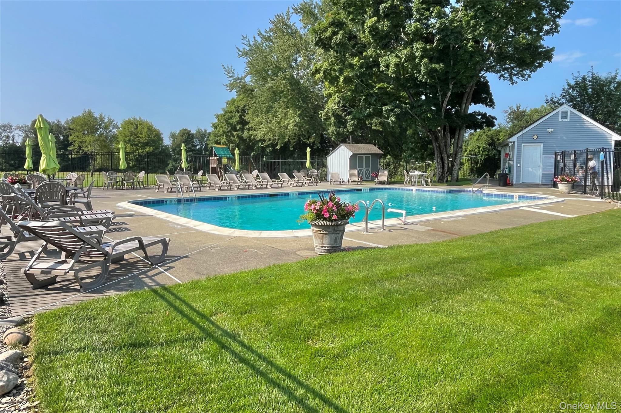 172 Fairway Drive, Unit U172 photo 45