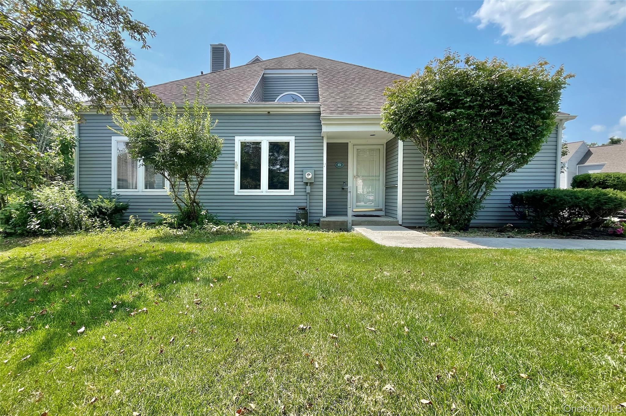 172 Fairway Drive, Unit U172 photo 2