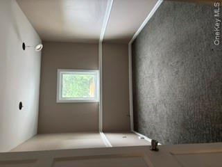 213 Higbie Lane – For Rent photo 6